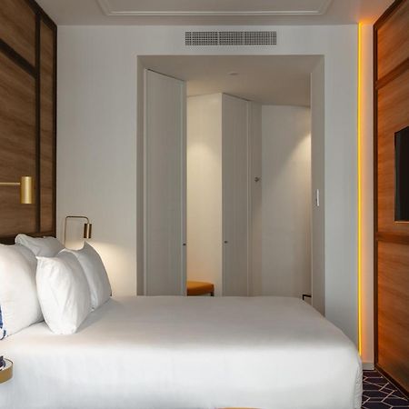 Готель Pestana Cr7 Gran Via Мадрид Екстер'єр фото