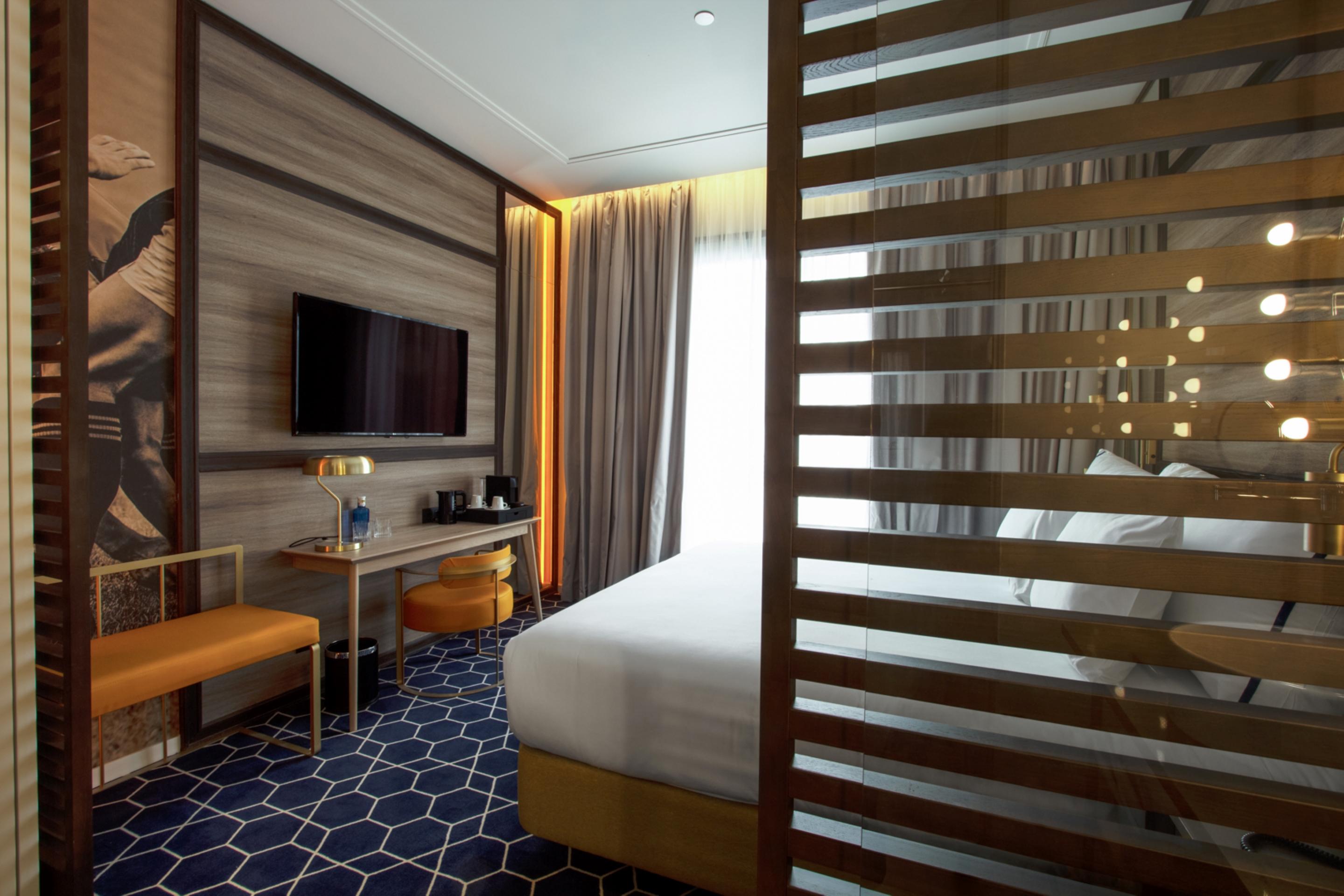 Готель Pestana Cr7 Gran Via Мадрид Екстер'єр фото