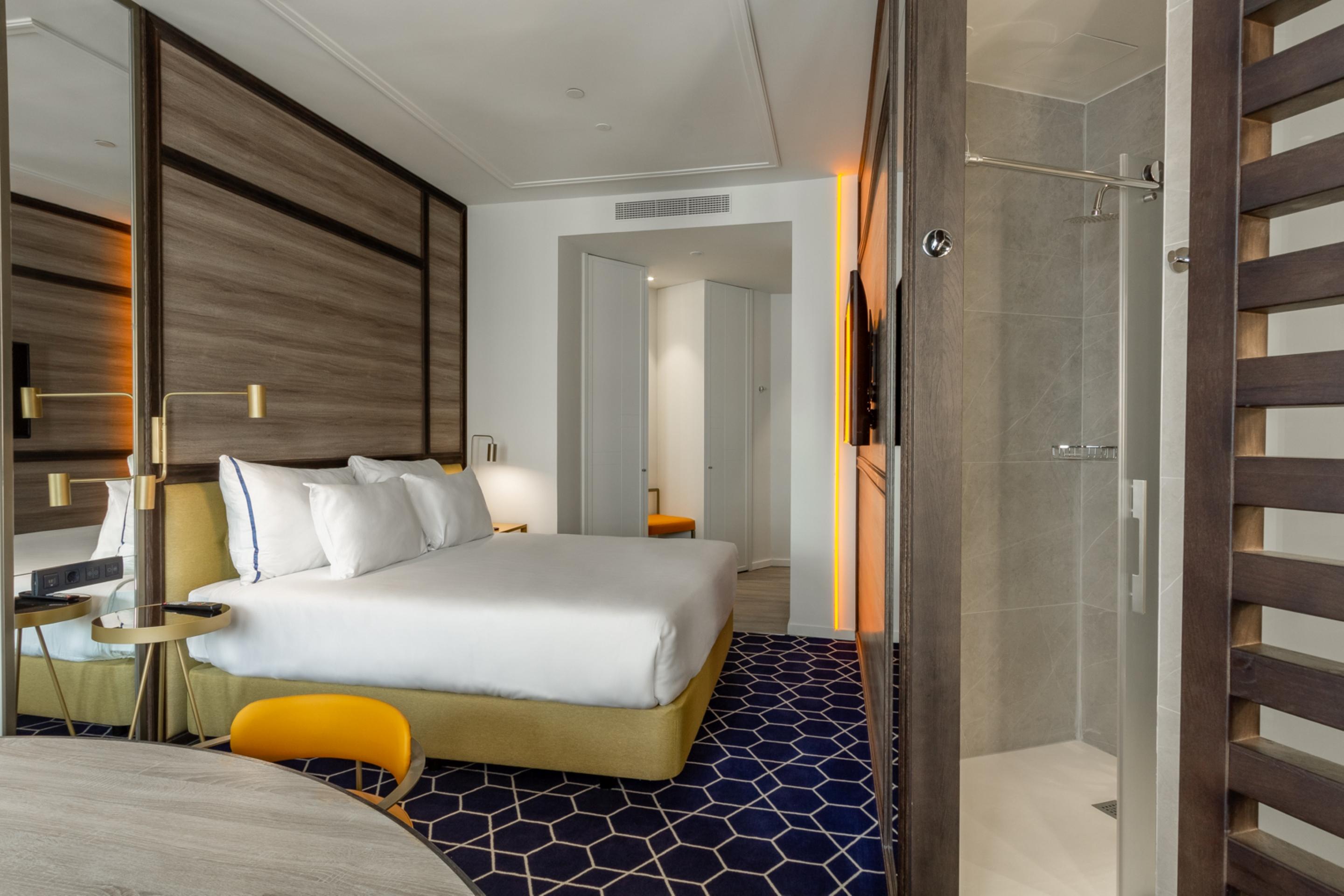 Готель Pestana Cr7 Gran Via Мадрид Екстер'єр фото